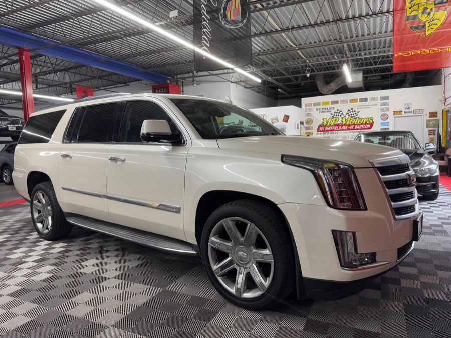 2015 Cadillac Escalade ESV Luxury