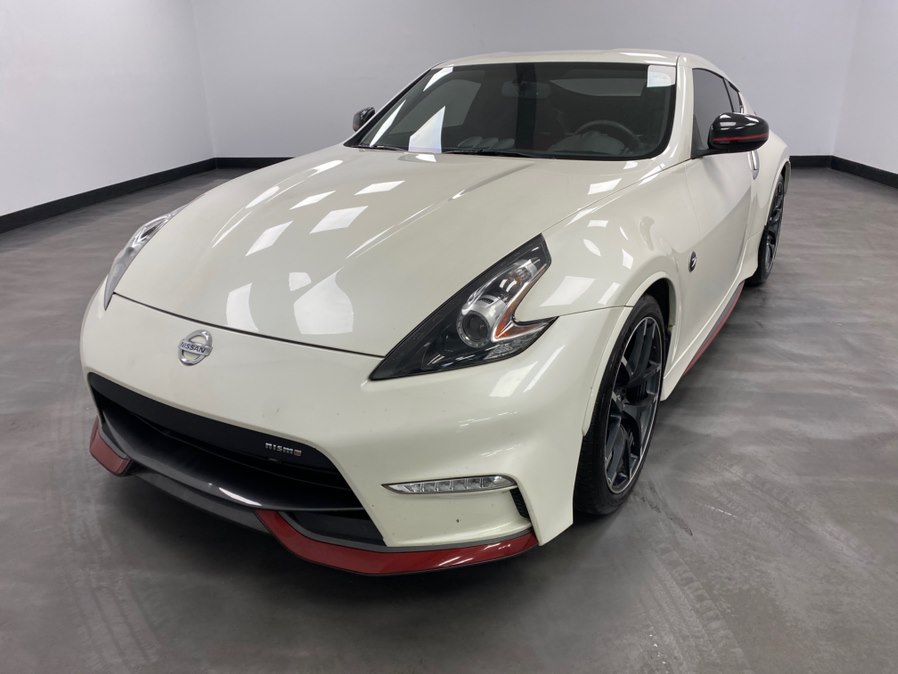 2016 Nissan 370Z Coupe NISMO Tech 7A/T's photo