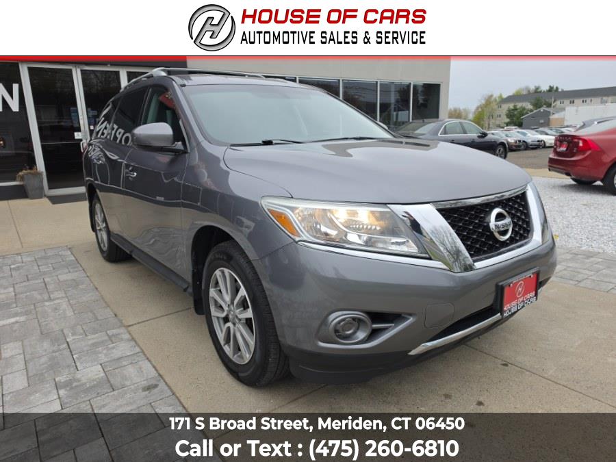 2016 Nissan Pathfinder S 4WD's photo