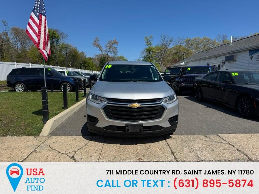 2019 Chevrolet Traverse AWD LS's photo