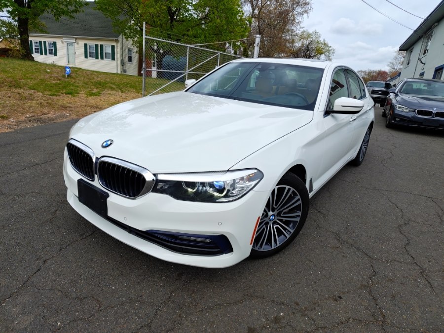 2018 BMW 5 Series 530i xDrive Sedan's photo