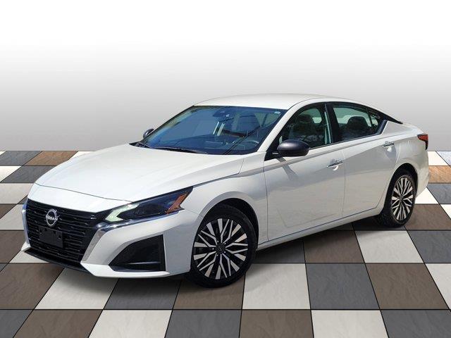 2024 Nissan Altima SV