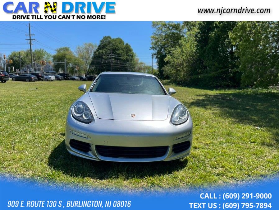 2014 Porsche Panamera S's photo
