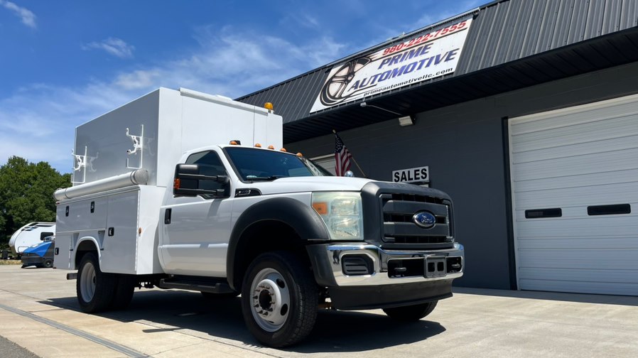 2016 Ford F-450 XL Regular Cab 141-In DRW's photo