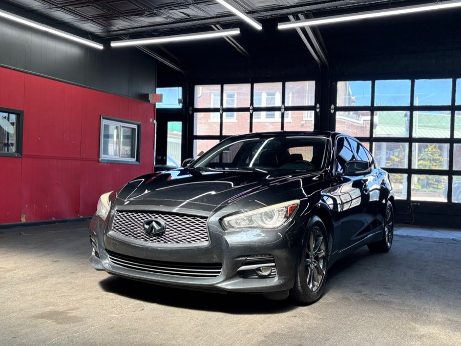 2017 INFINITI Q50 Signature Edition