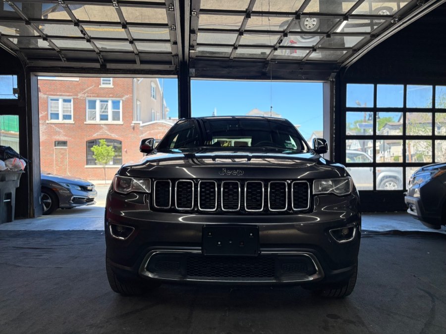 2017 Jeep Grand Cherokee Limited 4WD's photo