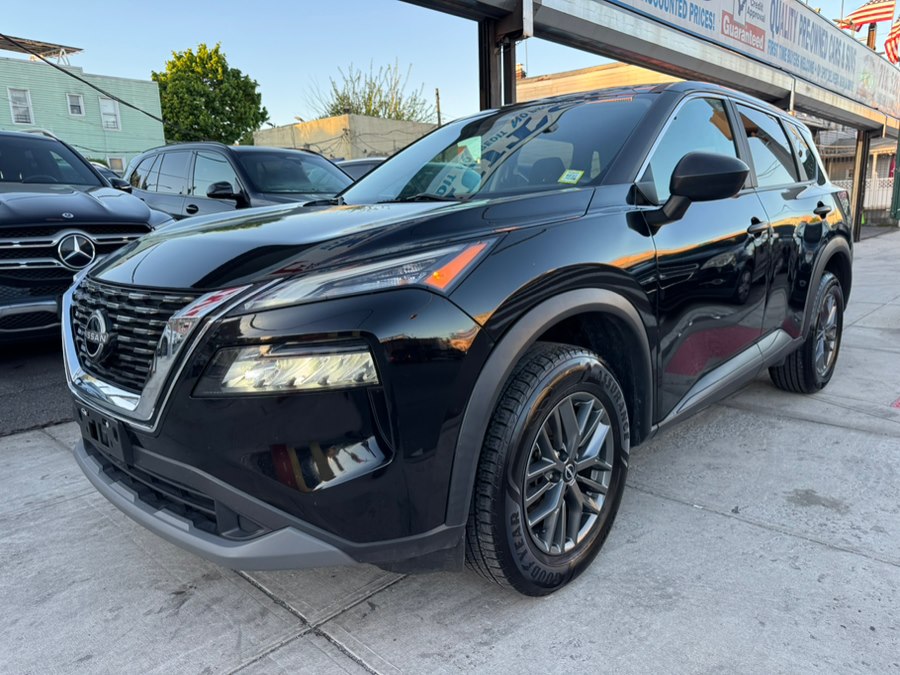 2023 Nissan Rogue S FWD's photo