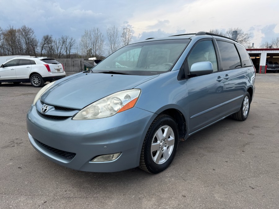 2009 Toyota Sienna XLE