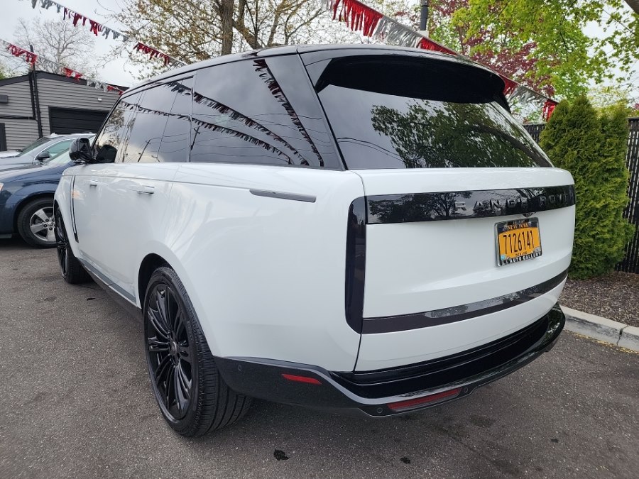 2025 Land Rover Range Rover 4.4 SE SWB's photo
