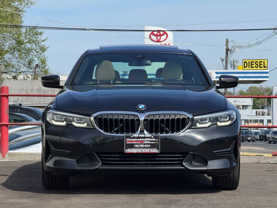 2020 BMW 3 Series 330i xDrive Sedan's photo