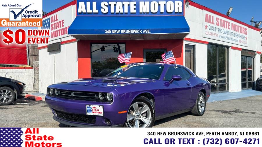2018 Dodge Challenger SXT's photo