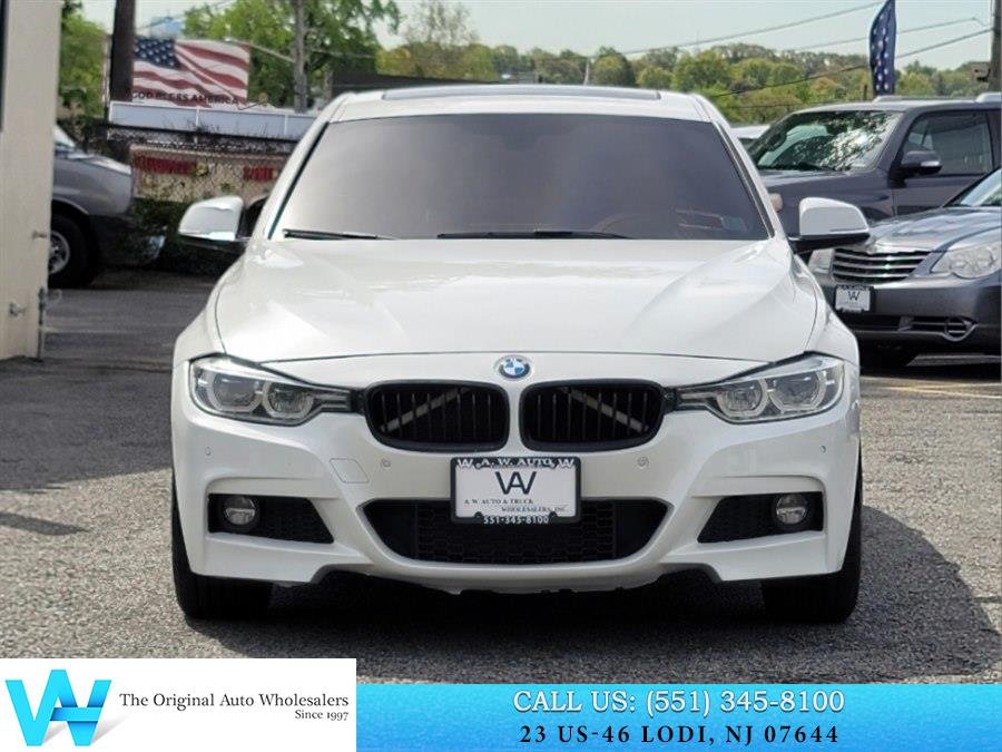 2017 BMW 3 Series 330i xDrive Sedan's photo