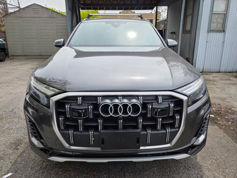 2025 Audi Q7 55 Prestige quattro Tiptronic's photo