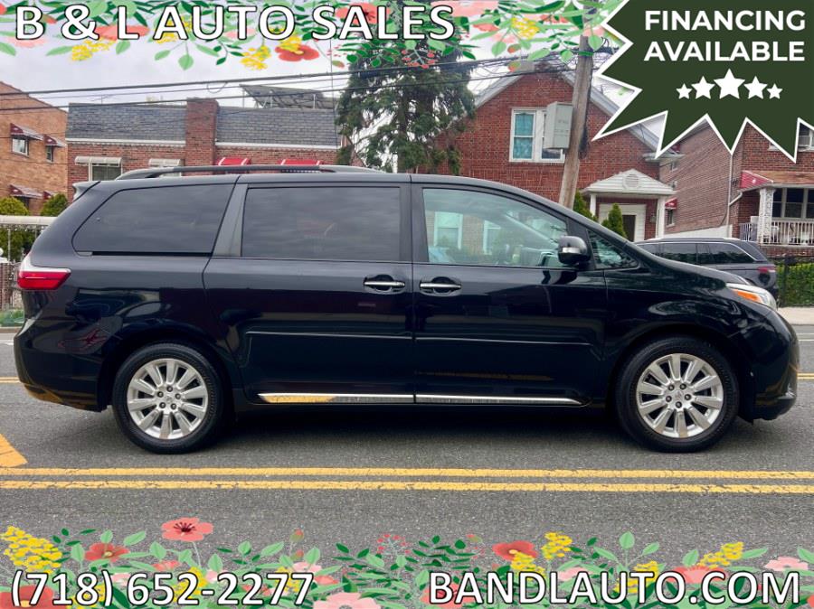 2015 Toyota Sienna Limited V6 AWD 7-Passenger's photo
