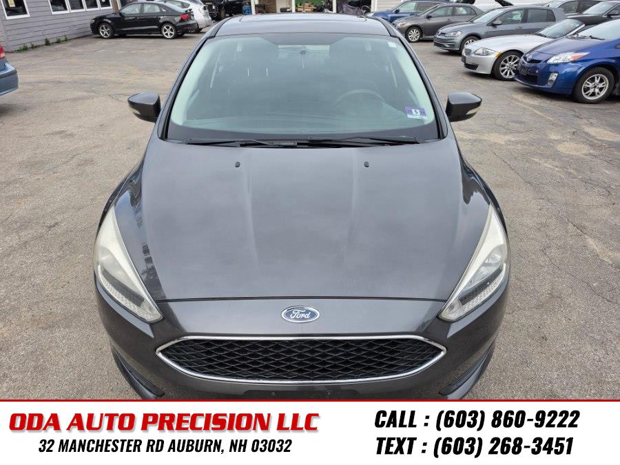2015 Ford Focus 5 Door Hatch SE's photo