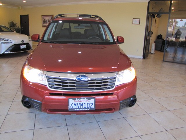 2010 Subaru Forester 2.5X Premium AT's photo