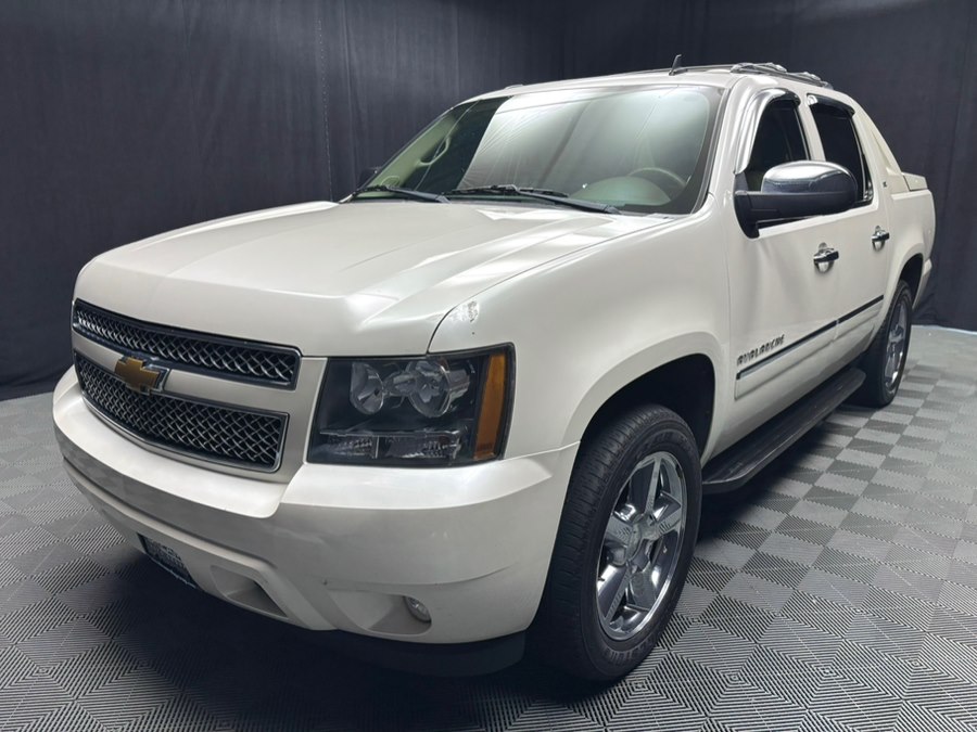 2012 Chevrolet Avalanche 4WD Avalanche LTZ's photo