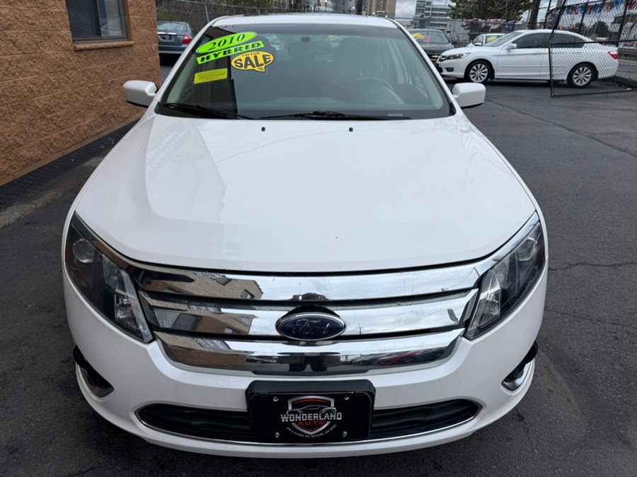 2010 Ford Fusion Hybrid's photo