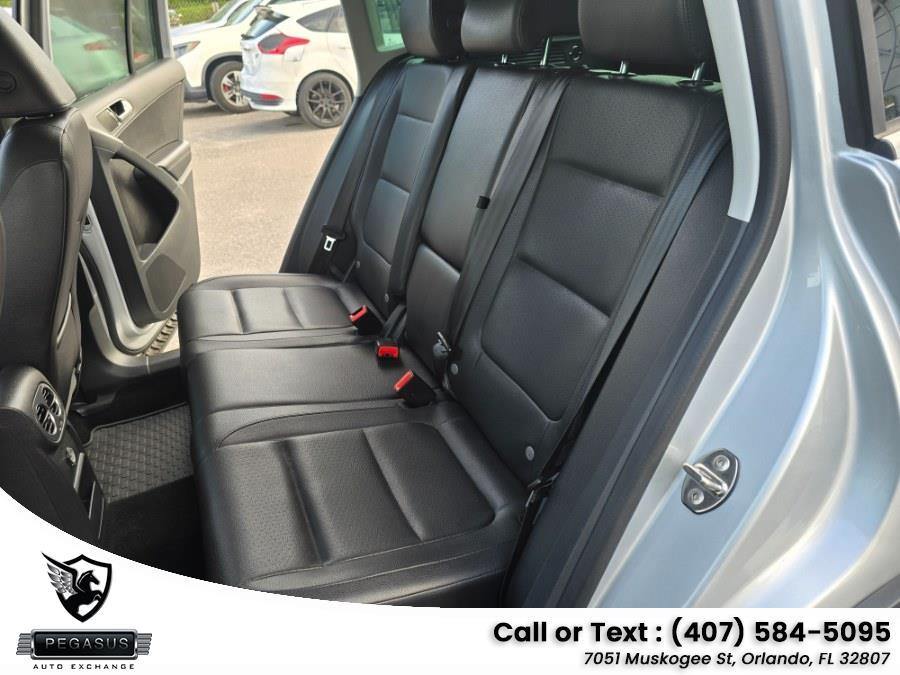 2016 Volkswagen Tiguan SE - Photo 13