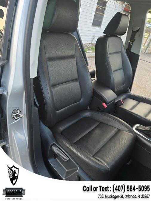 2016 Volkswagen Tiguan SE - Photo 11
