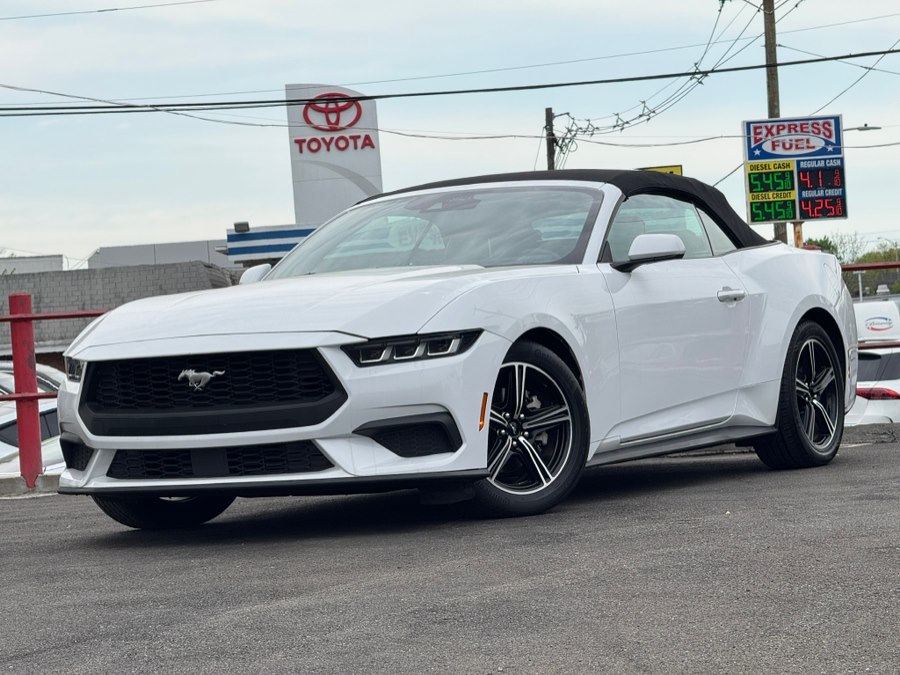 2024 Ford Mustang EcoBoost Premium Convertible's photo