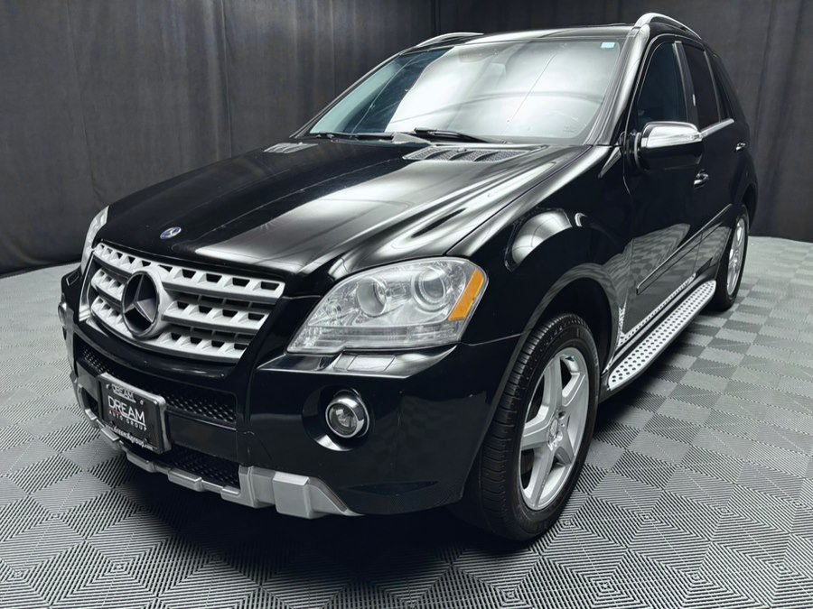 2010 Mercedes-Benz M-Class ML550 4MATIC's photo