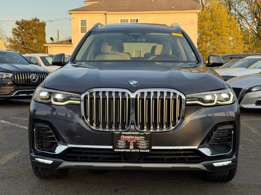 2019 BMW X7 xDrive50i's photo
