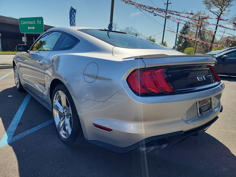 2019 Ford Mustang GT Coupe Premium's photo