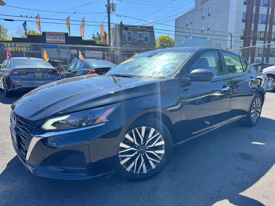 2024 Nissan Altima SV