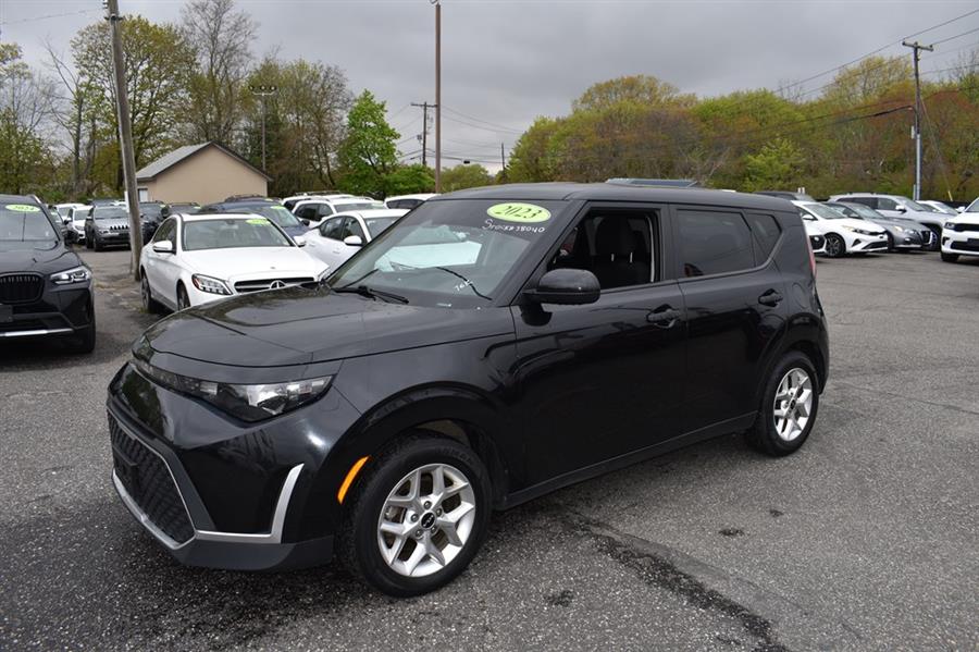 2023 Kia Soul 2.0L LX IVT's photo