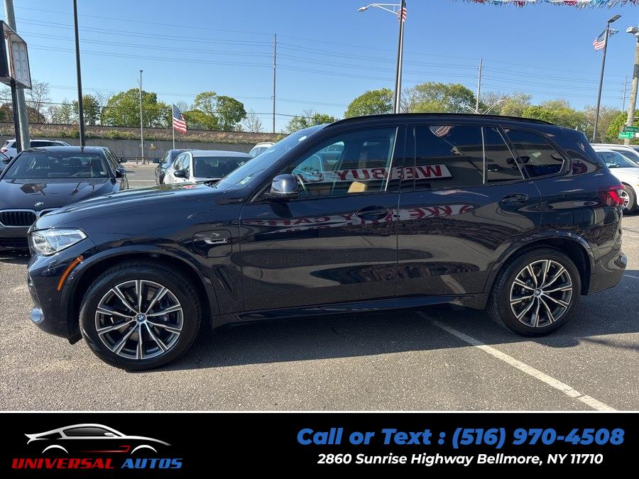 2023 BMW X5 xDrive45e's photo