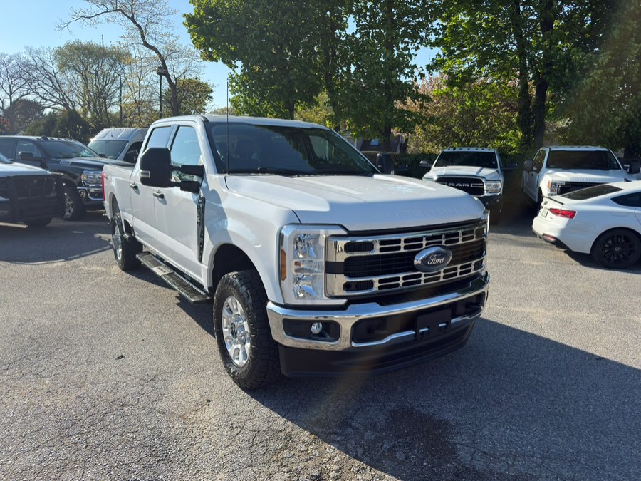 2024 Ford F-350 XLT 4x4 Crew Cab 8' Box SRW's photo