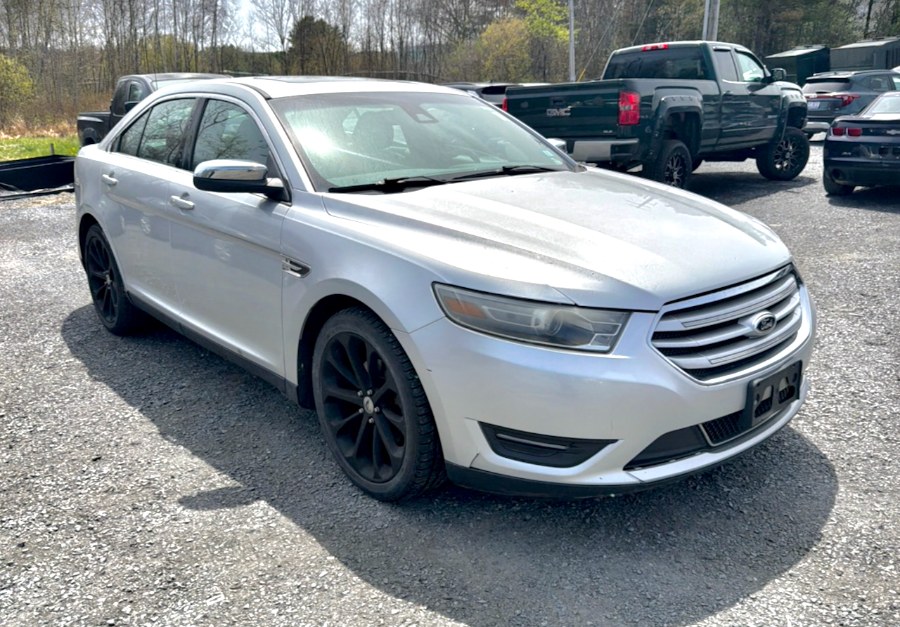 2014 Ford Taurus Limited AWD's photo