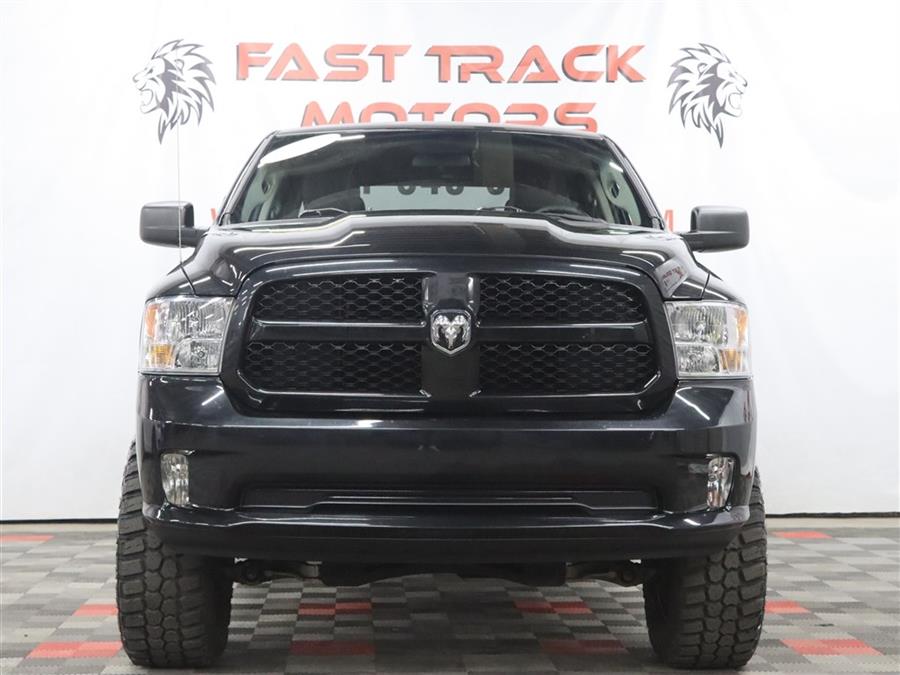 2017 RAM 1500 Express 4x4 Crew Cab 5'7's photo
