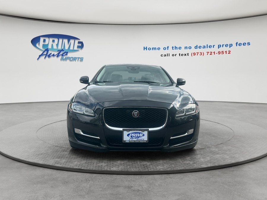 2018 Jaguar XJ XJ R-Sport AWD's photo