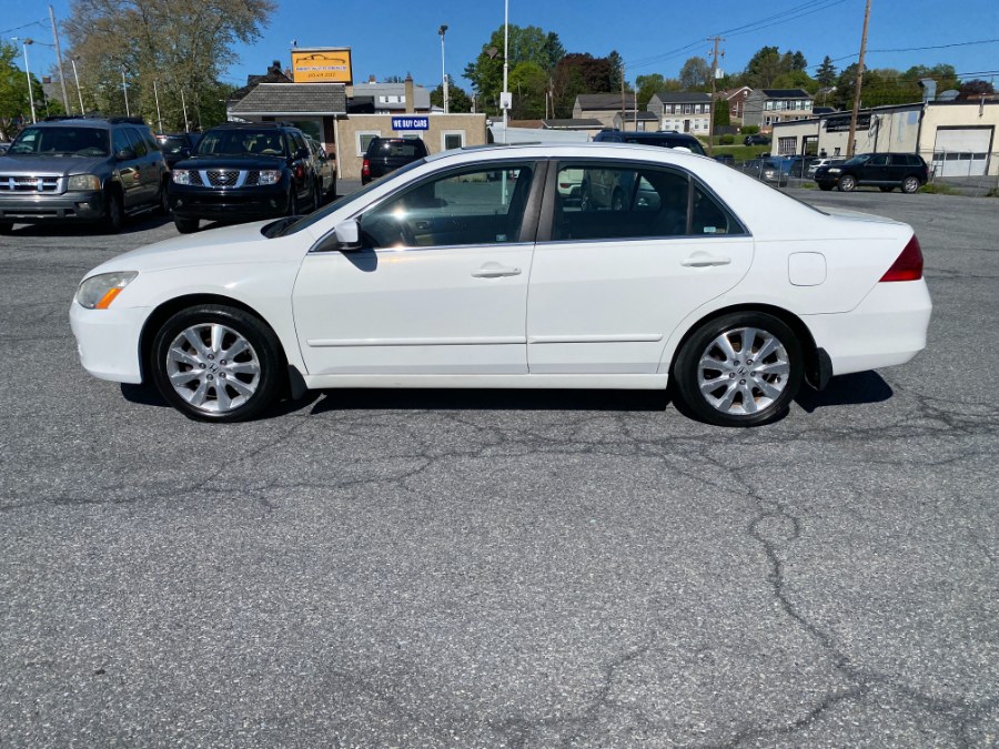 2007 Honda Accord 3.0 EX ULEV 5AT w/Leather's photo