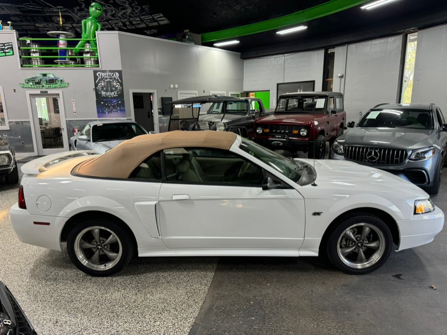 2003 Ford Mustang's photo
