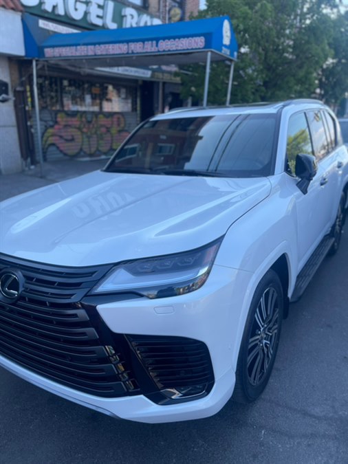 2026 Lexus LX 600 700h Luxury's photo