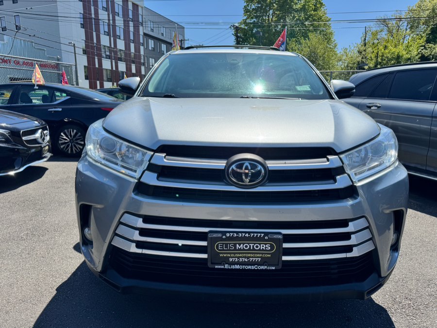2019 Toyota Highlander LE Plus 4x4 V6's photo