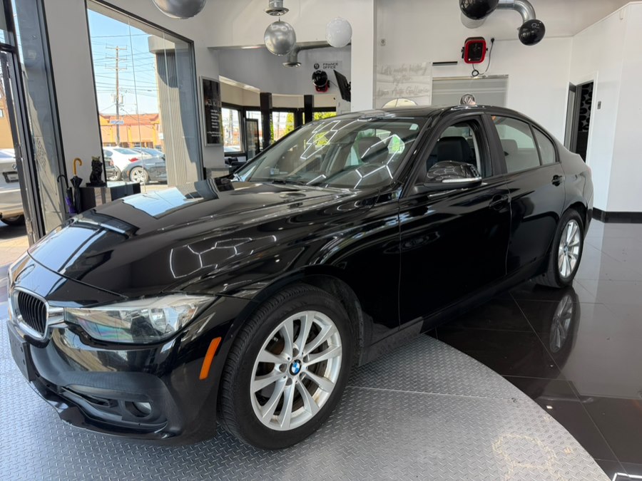 2016 BMW 3 Series 320i xDrive Sedan's photo