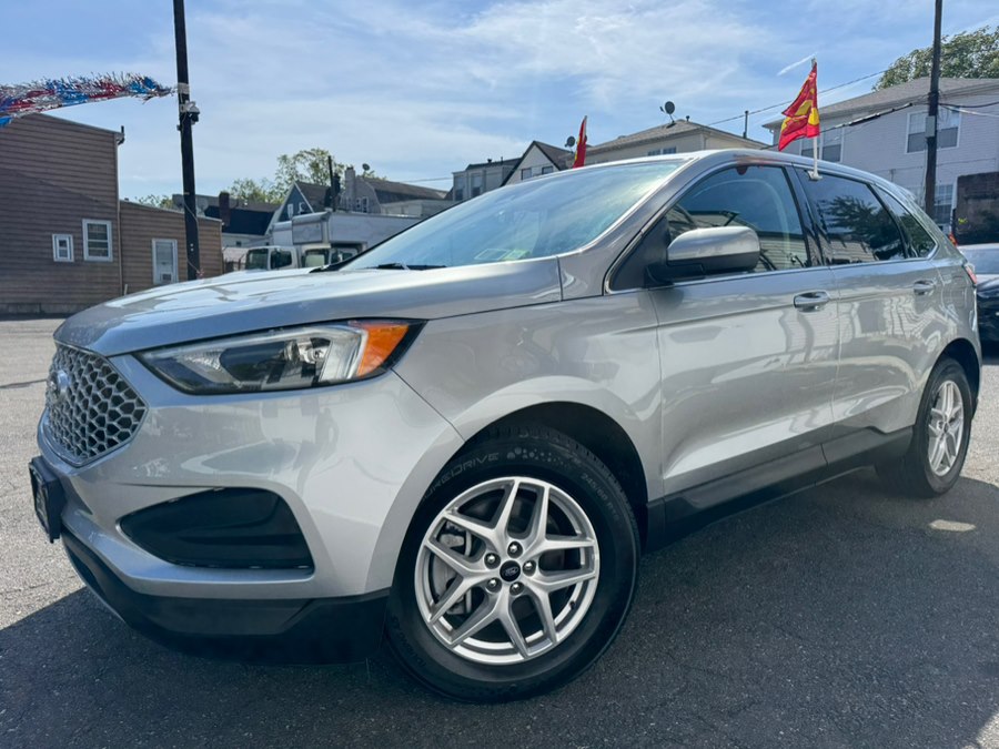 2024 Ford Edge SEL AWD's photo