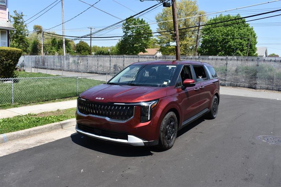2025 Kia Sedona LXS's photo