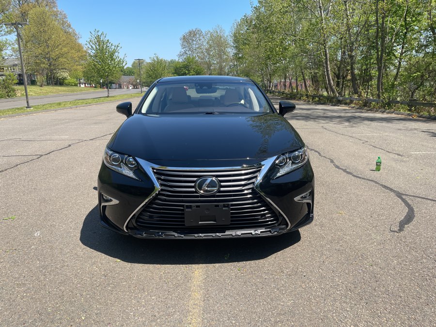 2016 Lexus ES 350 350's photo