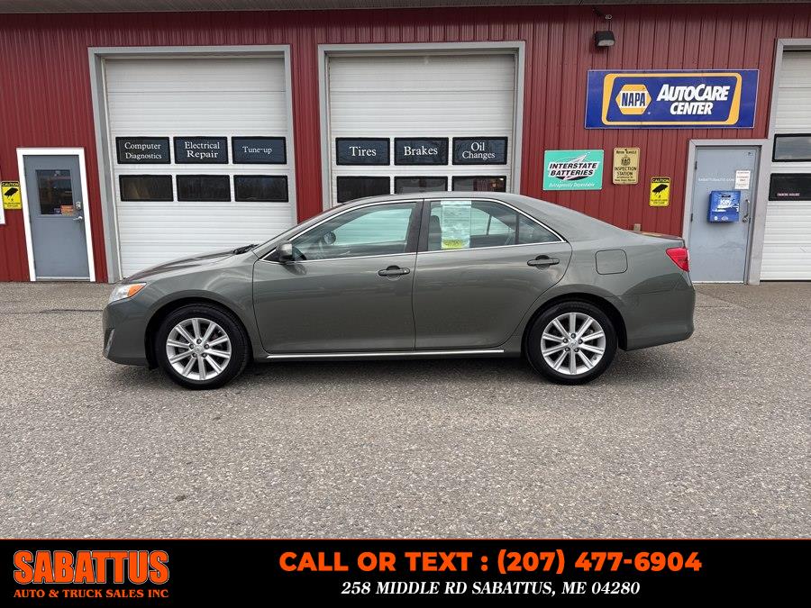 2012 Toyota Camry 2.5 Auto XLE's photo