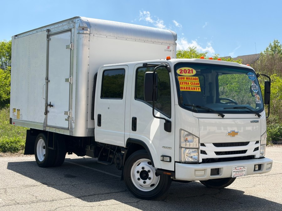 2021 Chevrolet Low Cab Forward 4500 Gas 150" WB Crew Cab's photo
