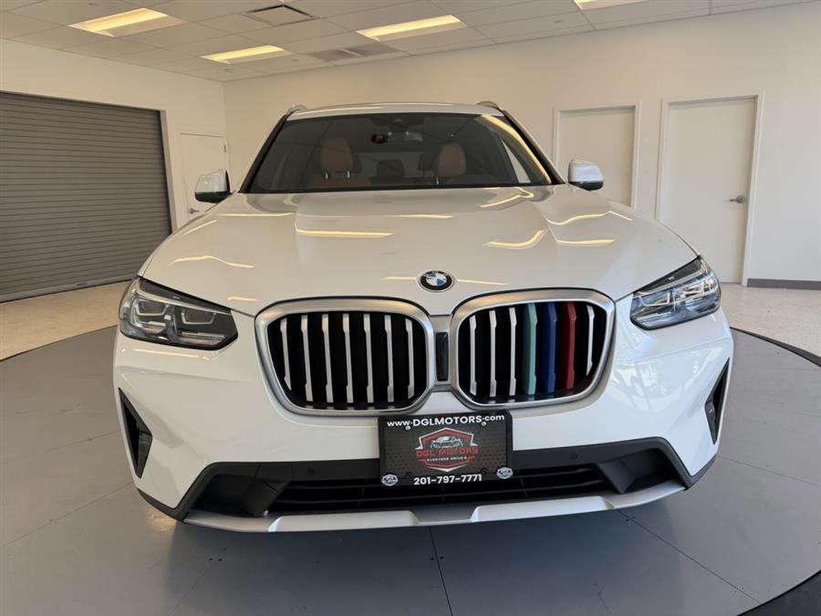 2022 BMW X3 sDrive30i's photo