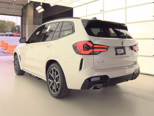 2023 BMW X3 xDrive30i's photo
