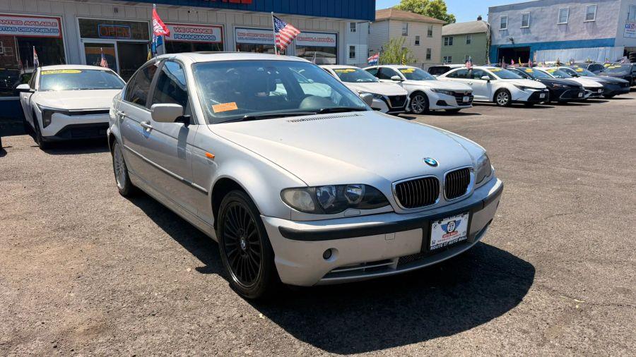 2003 BMW 3 Series's photo