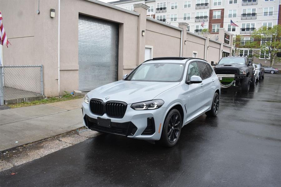 2023 BMW X3 sDrive30i's photo
