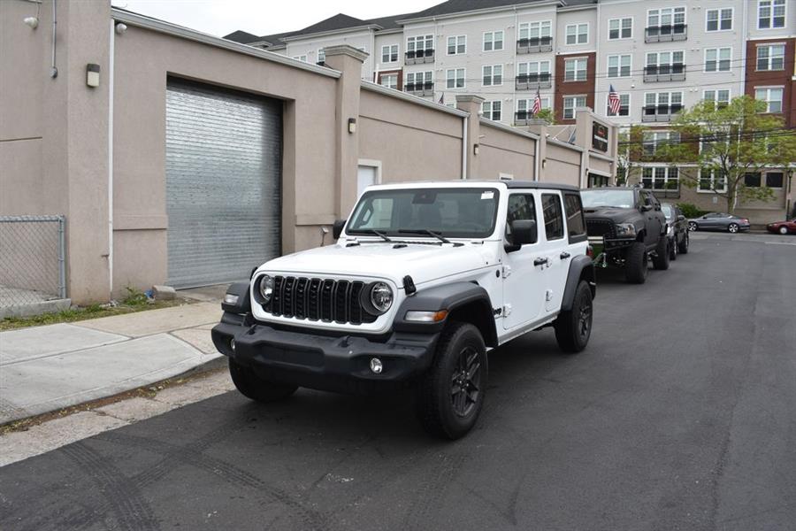 2025 Jeep Wrangler Sport S's photo